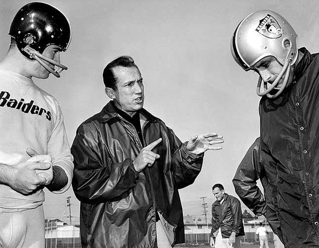 Image for article titled The Most Hated Winner In Football: Al Davis In 1969