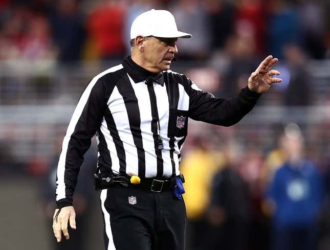 Image for article titled ‘If I Control Time, What Is It But A Mortal Man’s Hallucination Of The Possible?’ Thinks Solemn Ref Windmilling Clock To Start