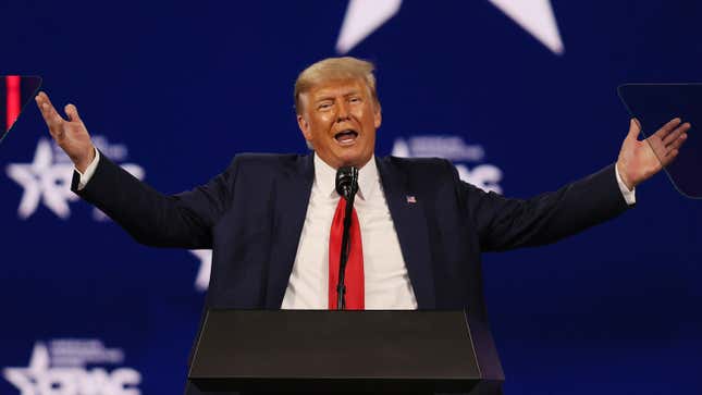 Does Trump Have a Statue Of Himself in His Home Office?