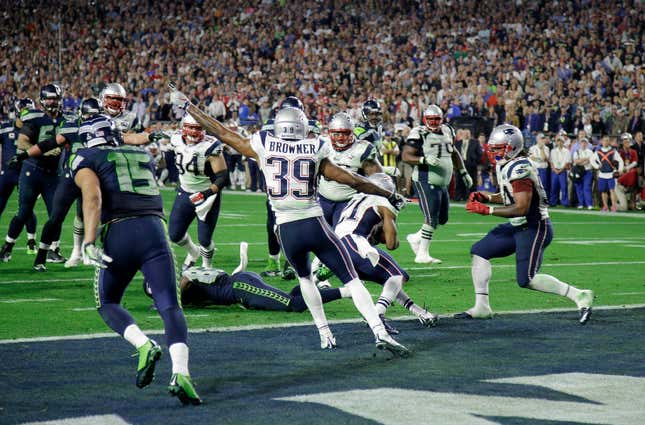 Image for article titled From no Marshawn to the Falcon Flop, here are the worst play calls in Super Bowl history