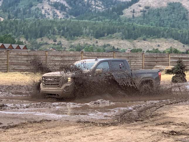 Image for article titled The 2020 GMC Sierra HD Is A Monstrous High-Tech Workhorse