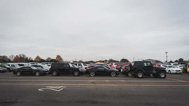 Image for article titled Inside Japan's Biggest Used Car Auction