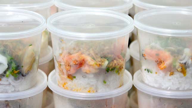 Image for article titled Store All Your Leftovers in Soup Containers