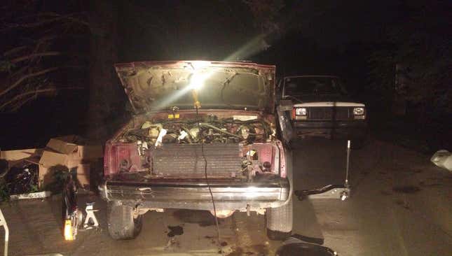 Image for article titled Here's What Happened When I Put A $120 Craigslist Engine Into My Jeep