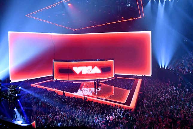 Image for article titled MTV VMAs to Attempt Relevance With Live, Non-Virtual Awards Show