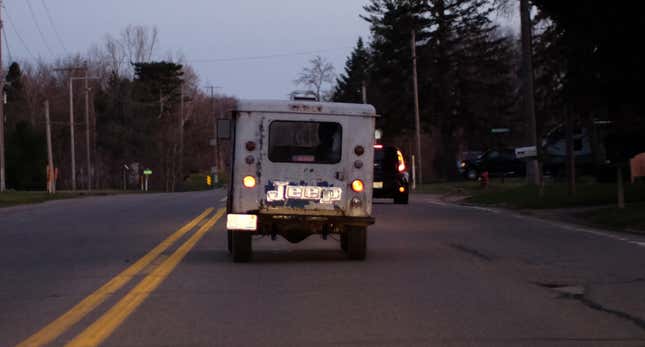 Image for article titled My $500 Postal Jeep Made It 400 Miles to Illinois but It Was Truly Miserable