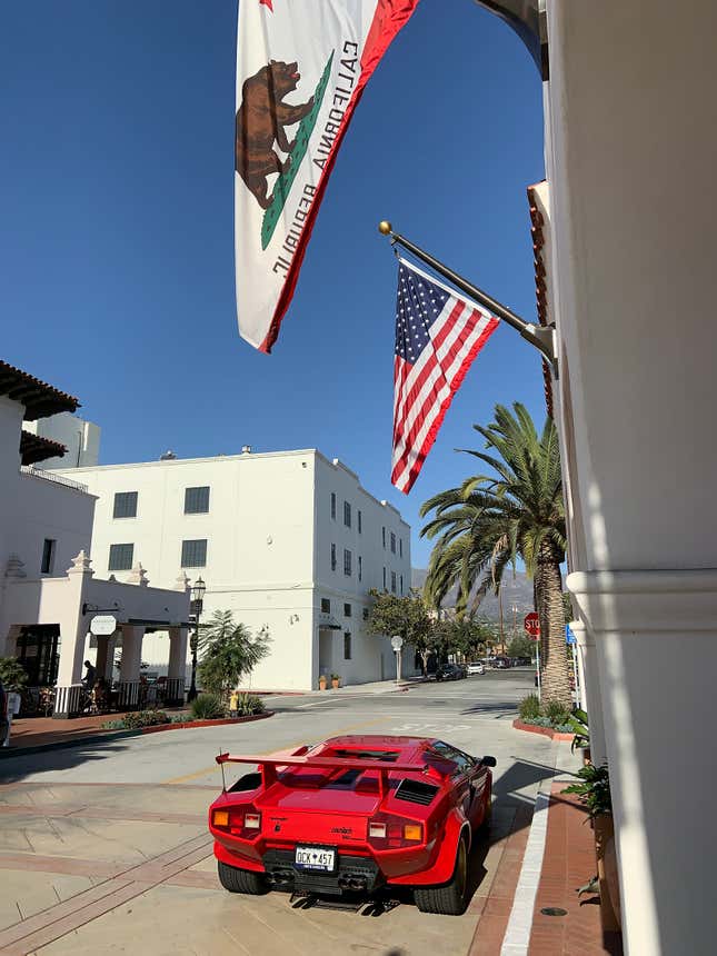 Image for article titled The Legend Of The Reliable Lamborghini Countach