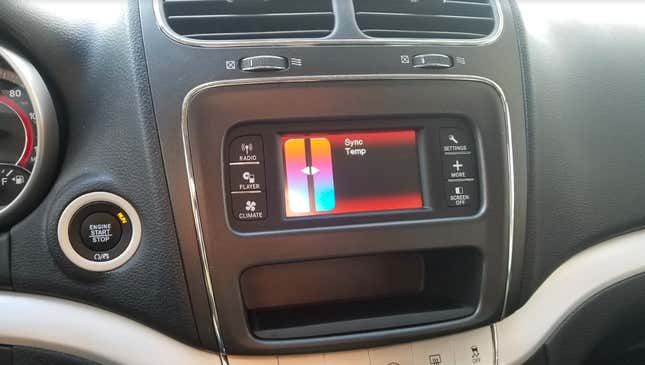 Image for article titled The Dodge Journey Proves That Old Vehicle Platforms Work Just Fine