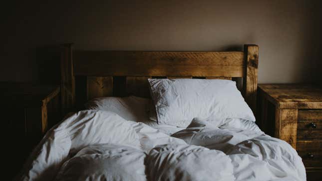 Imagen para el artículo titulado Un estudio asegura que dormir mal realmente te quita la alegría de vivir