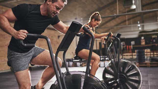 Image for article titled How to Get a Great Interval Workout on Gym Cardio Machines