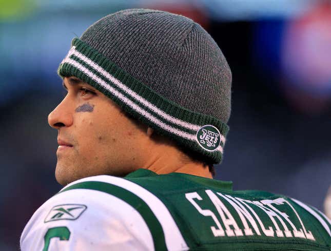 Image for article titled Dickhead In Sanchez Jersey Turns Out To Be Mark Sanchez