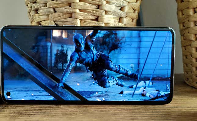 Imagen para el artículo titulado Las cámaras afinadas por Hasselblad convierten al OnePlus 9 Pro en el rey de la gama alta Android