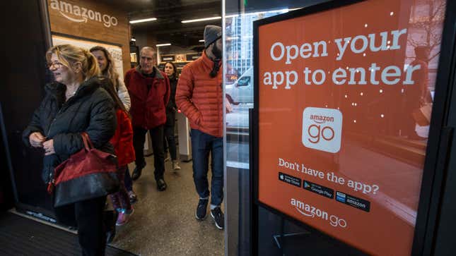 Image for article titled Amazon&#39;s Cashless Stores to Begin Accepting Cash