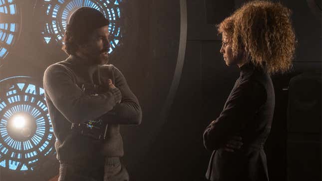 Raffi meets another holo-splinter of Rios in her attempts to link his traumas into her conspiracy theories.
