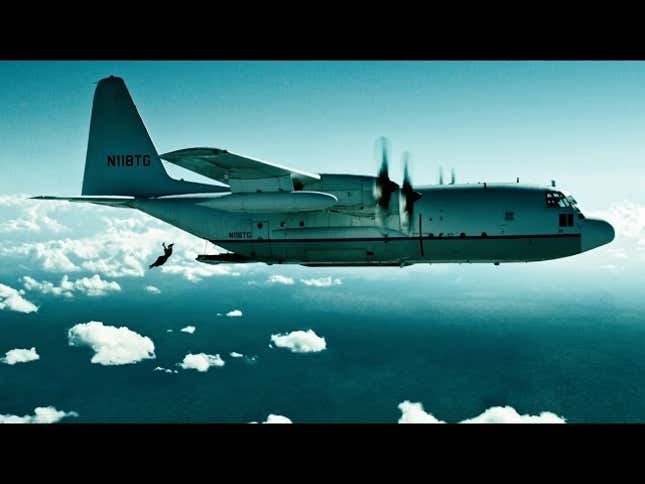 Trailer for the <i>Point Break</i> remake is certainly more extreme than the original