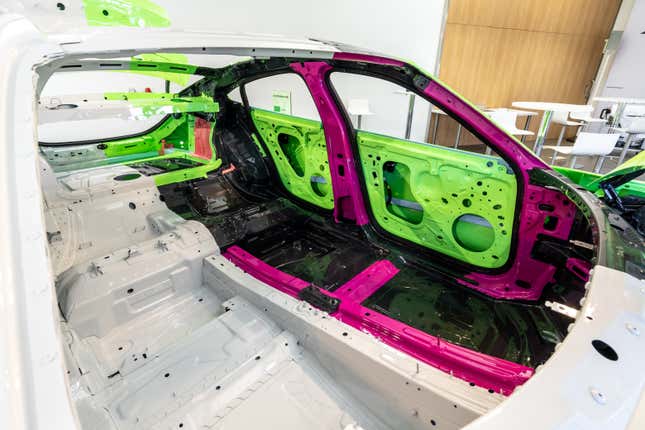 Image for article titled An Extremely Detailed Look At The Porsche Taycan's Engineering Designed To Take On Tesla