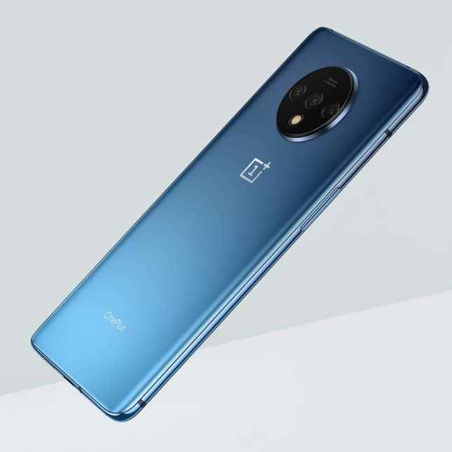 Imagen para el artículo titulado El nuevo OnePlus 7T ya está aquí: tiene pantalla de 90 Hz y cuesta 600 dólares