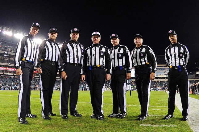 Image for article titled The Looming NFL Referee Strike