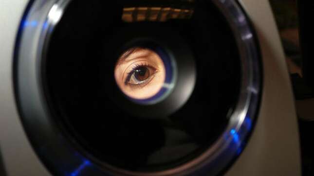 Los supervivientes de casos severos de covid-19 podrían sufrir de problemas en los ojos