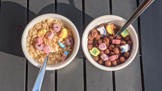 Left: Rice Krispies. Right: Cocoa Puffs.