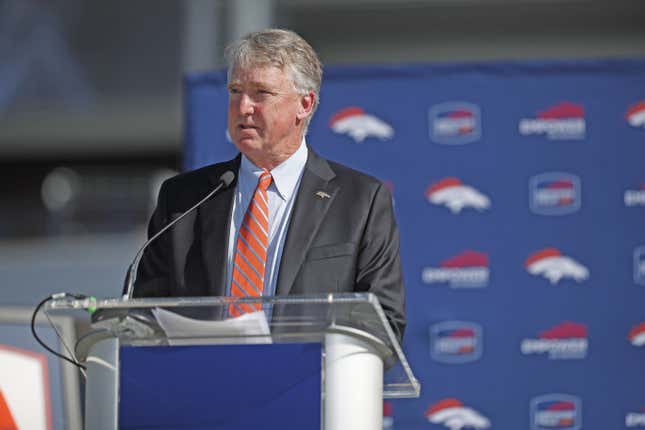 Image for article titled Meet the NFL&#39;s 10 poorest owners