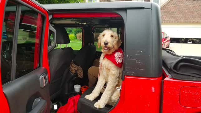 Image for article titled What It Was Like Towing a Free Jeep Grand Wagoneer With the 2020 Jeep Gladiator