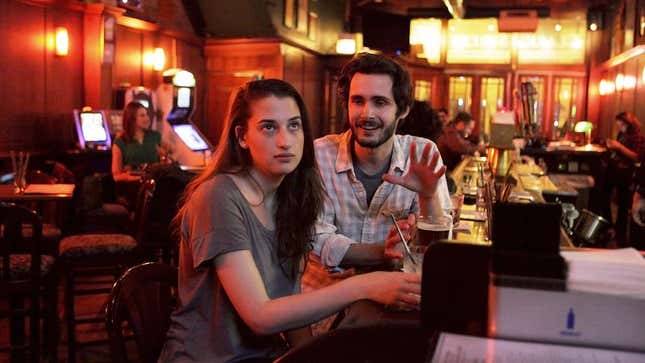 Image for article titled Courageous Man Overcomes Woman’s Body Language To Continue Hitting On Her