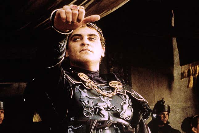 Imagen para el artículo titulado 20 años de Gladiator: la "casi" mutilación Russell Crowe y otras curiosidades de un rodaje caótico