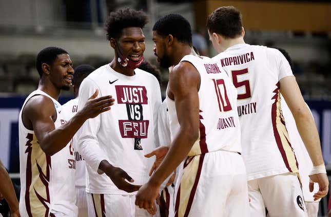 Image for article titled Deadspin reseeds this senseless men’s Sweet 16
