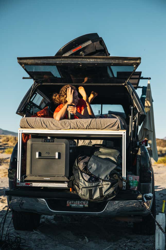 Image for article titled This Off-Road Fridge And Battery Make Your SUV A Home
