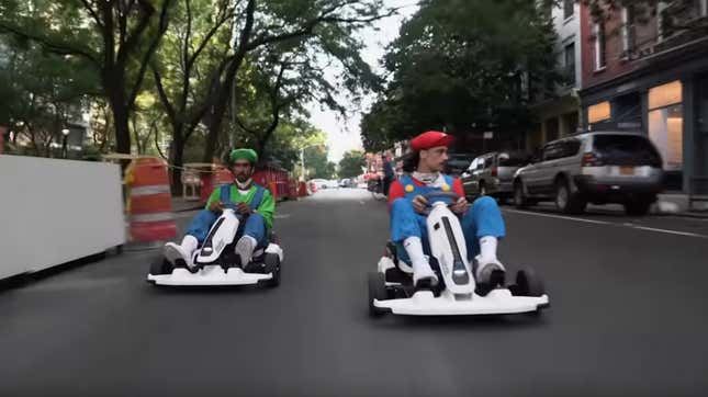 Two guys recreated <i>Mario Kart</i> on the streets of New York City and it somehow didn't end in tragedy