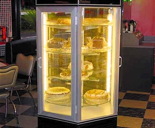 Image for article titled Slowly Rotating Pie A Metaphor For Trucker&#39;s Failing Marriage