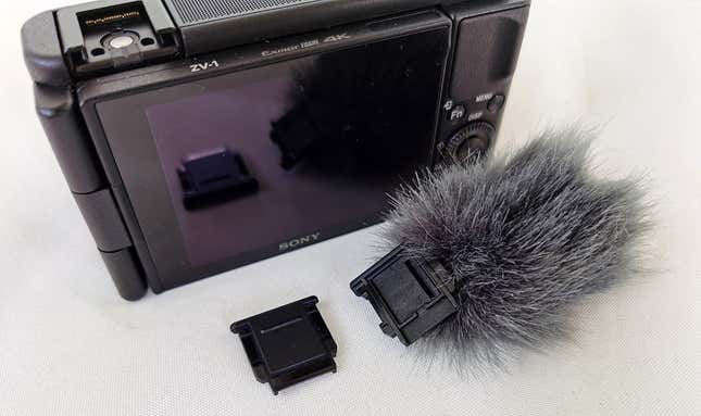 Imagen para el artículo titulado Probamos la Sony ZV1, una compacta para vídeo tan fácil de usar que casi me convierte en youtuber