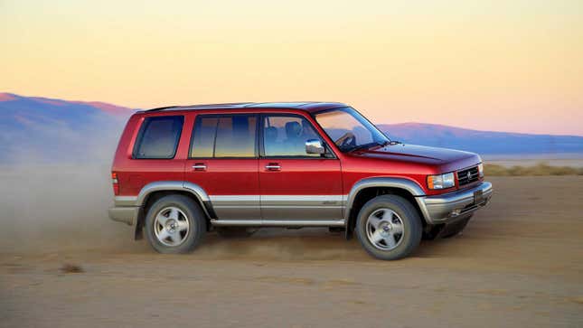 Image for article titled Remember The Acura SLX? This One Got A Very Modern Upgrade For Radwood