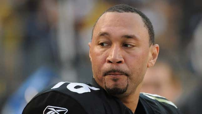 Image for article titled Charlie Batch Totally Embarrassed After Almost Losing To Joe Flacco