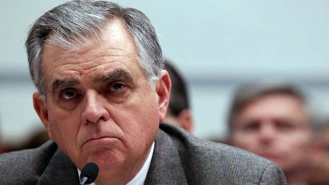 Image for article titled Secretary Of Transportation Spends 3 Hours Cleaning Up Wikipedia Page On Roundabouts