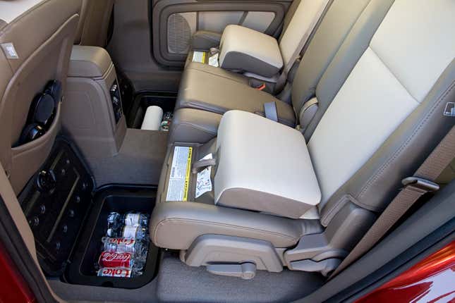 Image for article titled One Of Chrysler's Worst-Ever Car Platforms Dies With The Dodge Journey