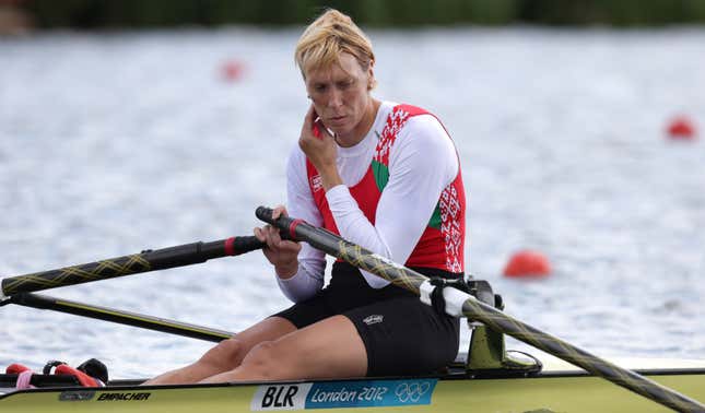 The swan song for Ekaterina Karsten. (Photo credit: Armando Franca/Getty)