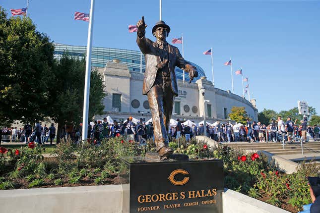 Throwback: The truth about George Halas and the NFL's ban on black players  - Windy City Gridiron