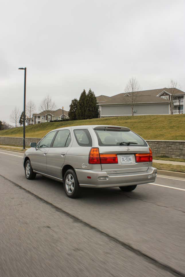 Image for article titled Nissan Designed a Mass-Market Electric Car in 1998. Here's Why You've Never Heard of It