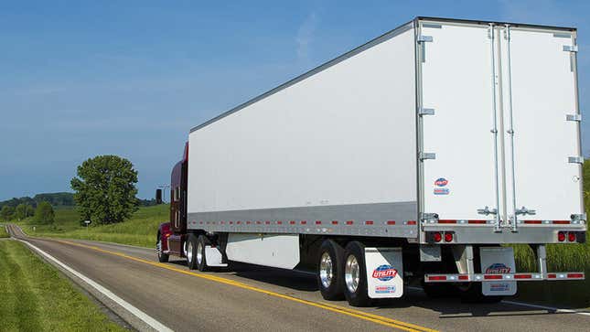 Image for article titled Best Of 2021: This Is Why Truck Trailers Have Quilted Rear Doors: A Brief Explainer (Update: Details From The Manufacturer)