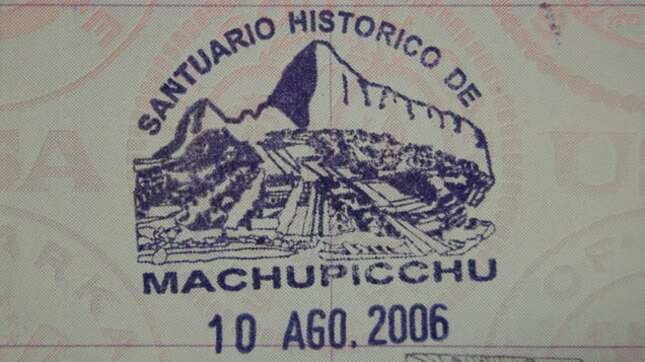 Imagen para el artículo titulado Nunca pongas sellos conmemorativos o de recuerdo en tu pasaporte