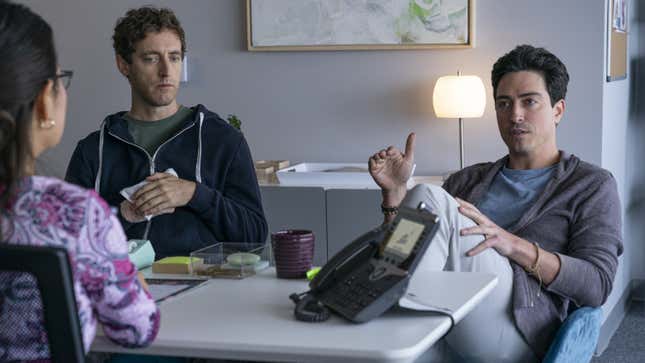 In “Maximizing Alphaness,” <i>Silicon Valley </i>minimizes focus and suffers for it