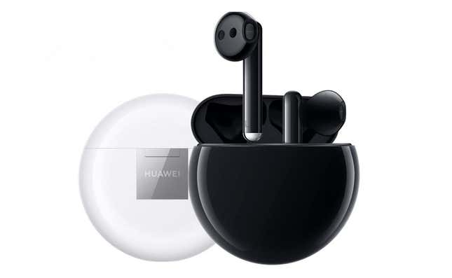 Imagen para el artículo titulado Los Huawei FreeBuds 3 son unos auriculares magníficos que copian la peor idea de Apple