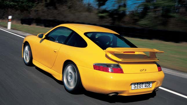 Image for article titled How the Extreme Porsche 911 GT3 RS Compares to the Even Faster Porsche 911 GT2 RS