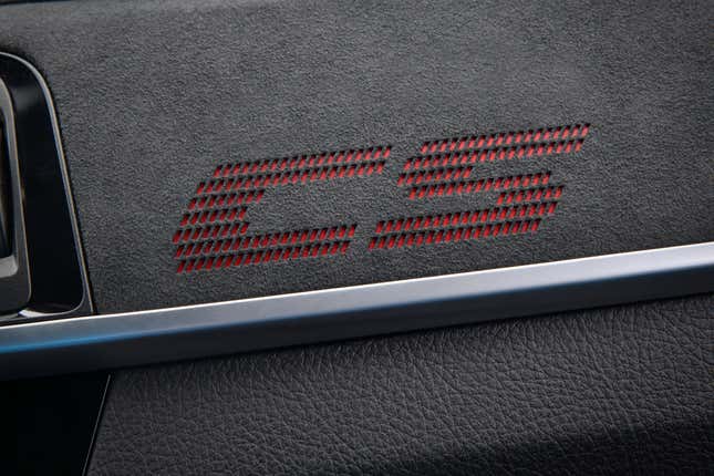 Image for article titled The 2020 BMW M2 CS Sends Out The 2 Series With A Lot Of Carbon Fiber