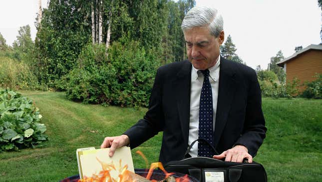 Image for article titled Distraught Mueller Burns Every Piece Of Evidence In Case After Hearing Trump’s Critique Of U.S. Intelligence Community