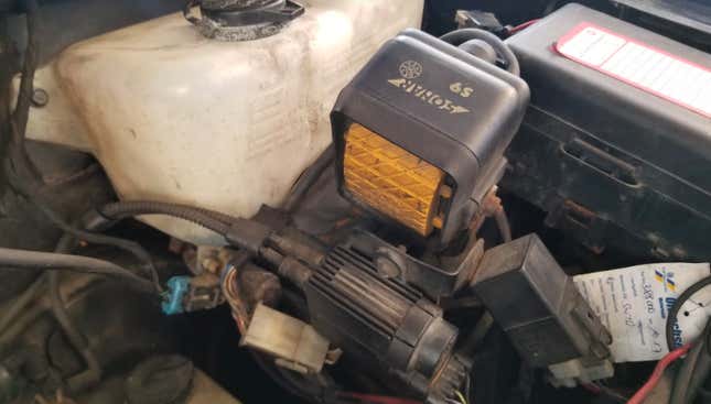 Image for article titled The Quirks That Make My European 250,000 Mile Diesel Manual Chrysler Minivan So Awesome
