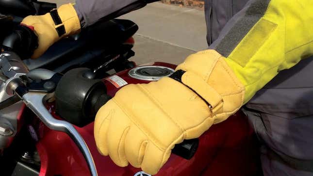 Image for article titled Gear Up: Aerostich Elkskin Gloves Are A Great Fit
