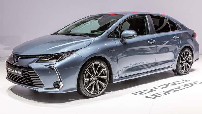 Imagen para el artículo titulado Estos son los 10 mejores autos actuales según Consumer Reports, y hay un solo vehículo eléctrico